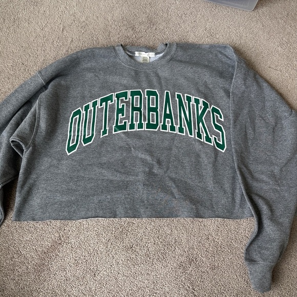 Altar'd State Tops - New without tags Altar’d state OuterBanks cropped pullover